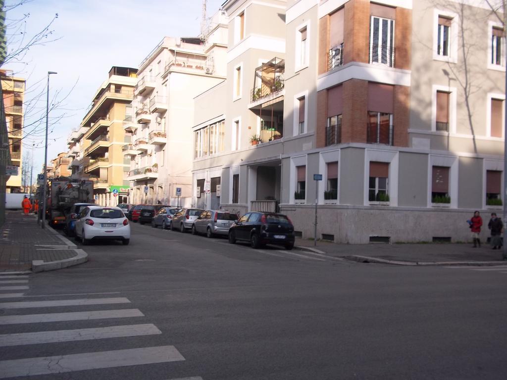 Il Sole Di Ostia Apartamento Exterior foto